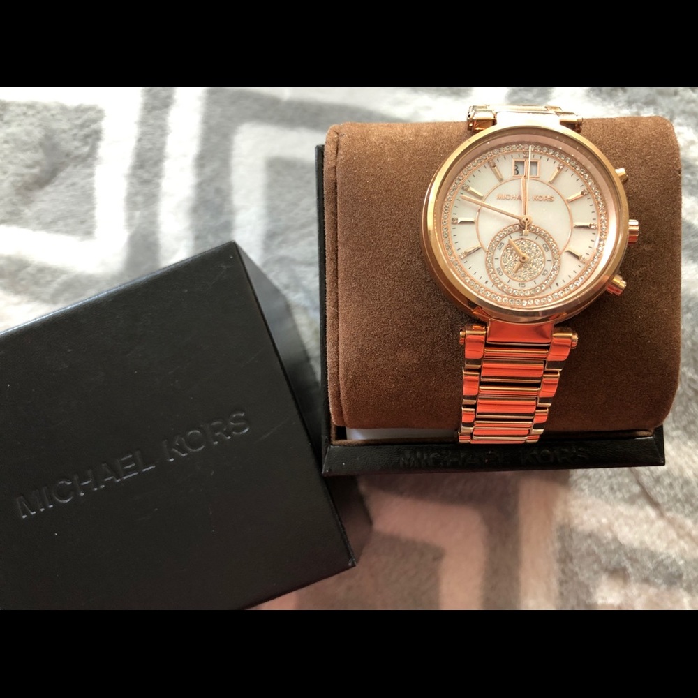 Michael Kors rose gold watch